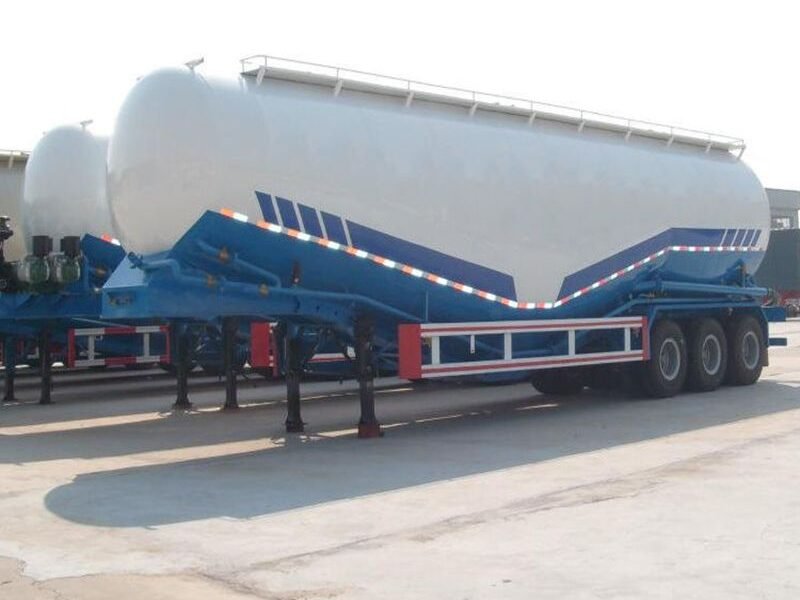 Transporteur de ciment en vrac tri-essieux - photo 3